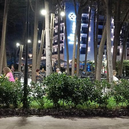 Aldom Apartments Durres Luaran gambar
