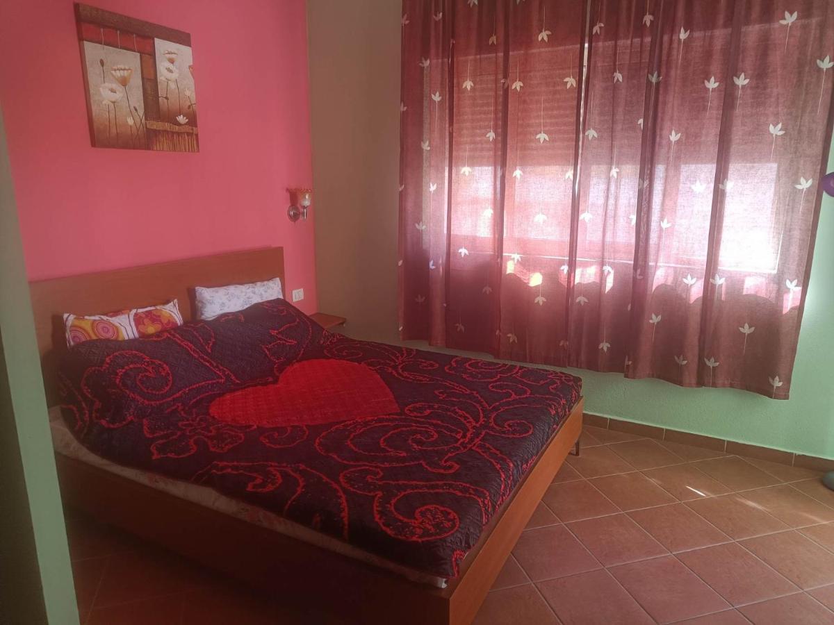 Aldom Apartments Durres Luaran gambar